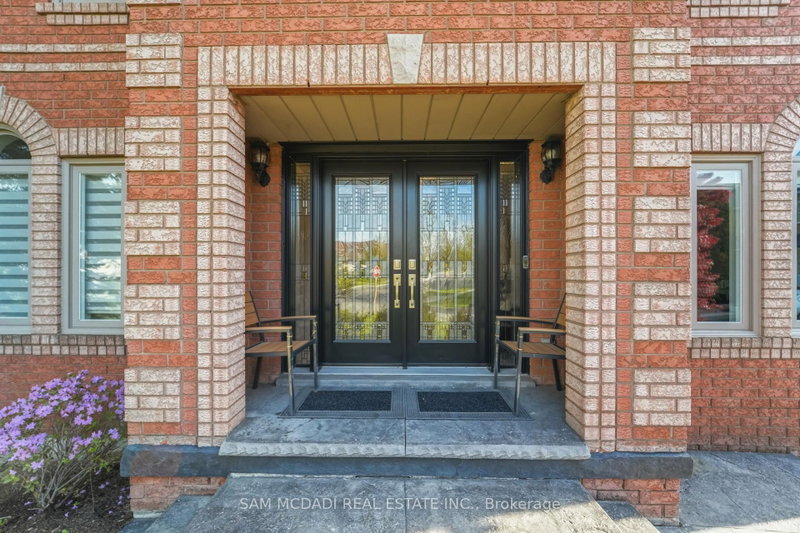 3605 Trelawny Circle