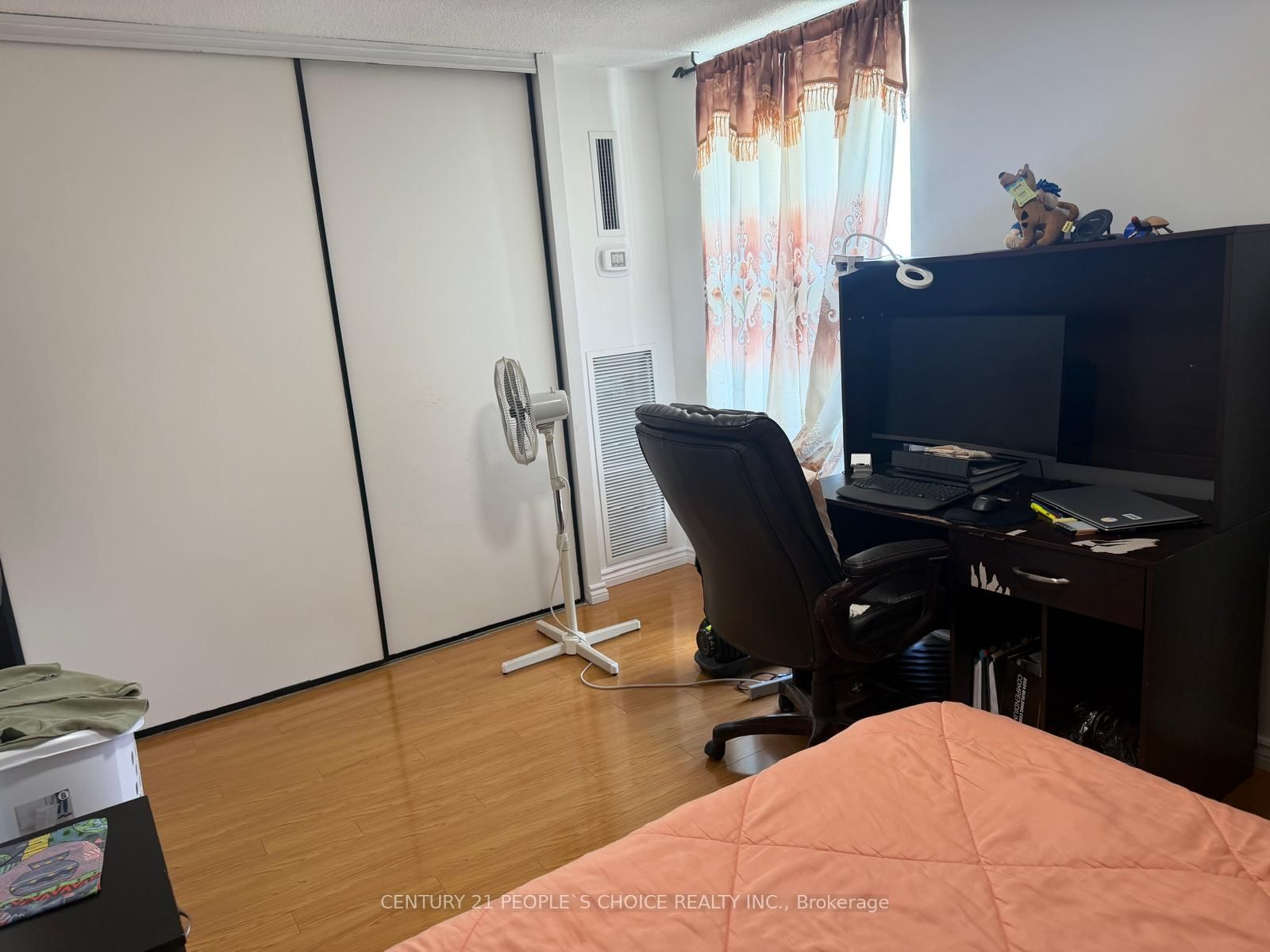 17 Knightsbridge Road • #1205 • Brampton, ON photo 32