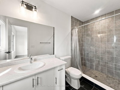 102 Cadillac Crescent • Brampton, ON photo 9