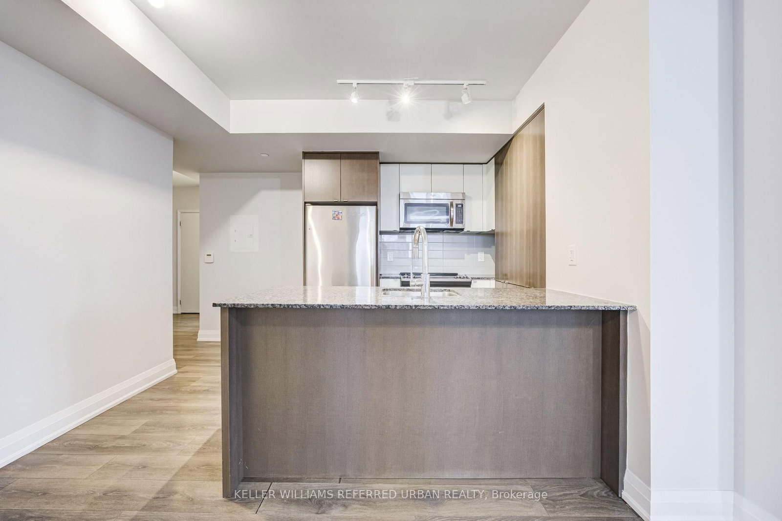 9 Valhalla Inn Road • #2407 • Toronto, ON photo 19