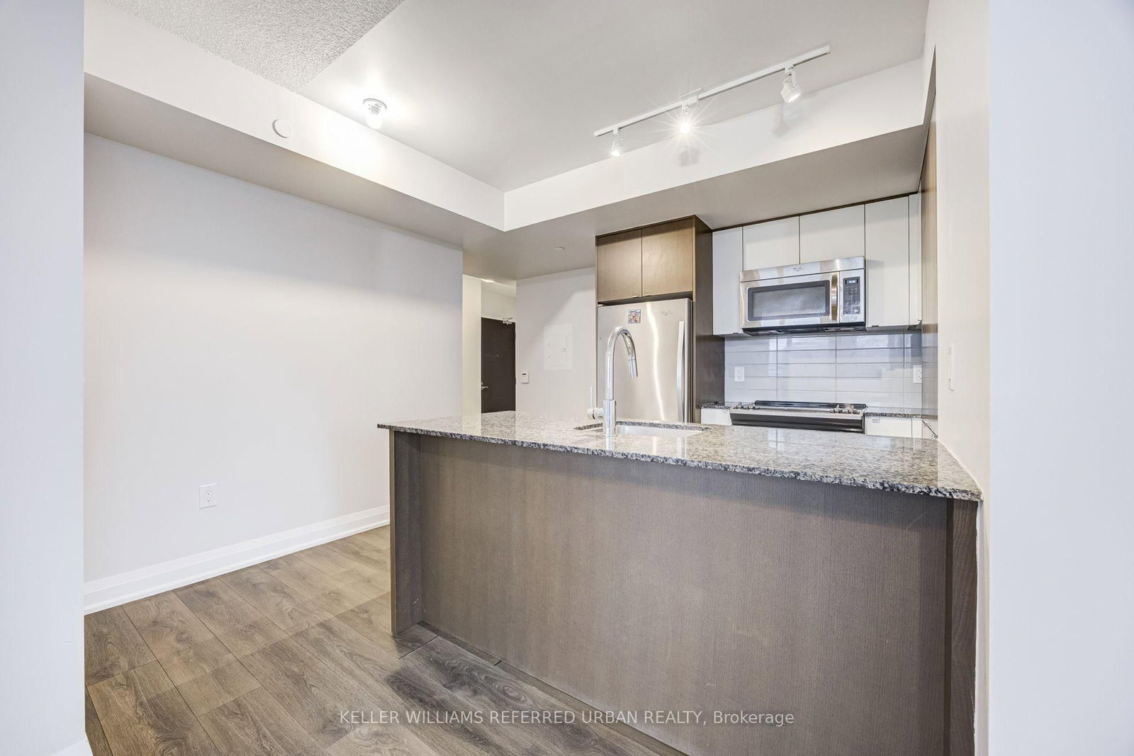 9 Valhalla Inn Road • #2407 • Toronto, ON photo 20