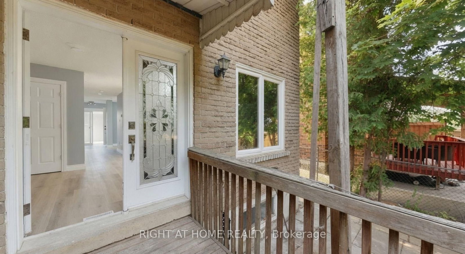35 Chalfield Lane, Mississauga, view 11