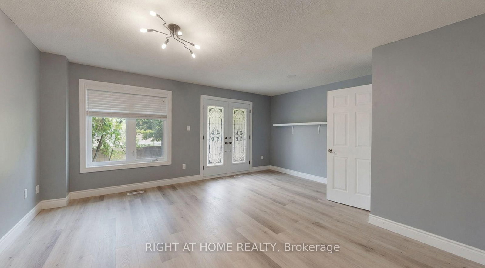 35 Chalfield Lane, Mississauga, view 22