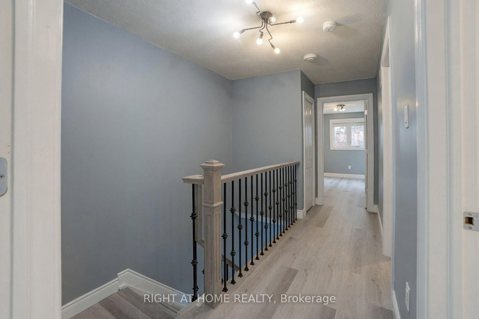 35 Chalfield Lane, Mississauga, view 26