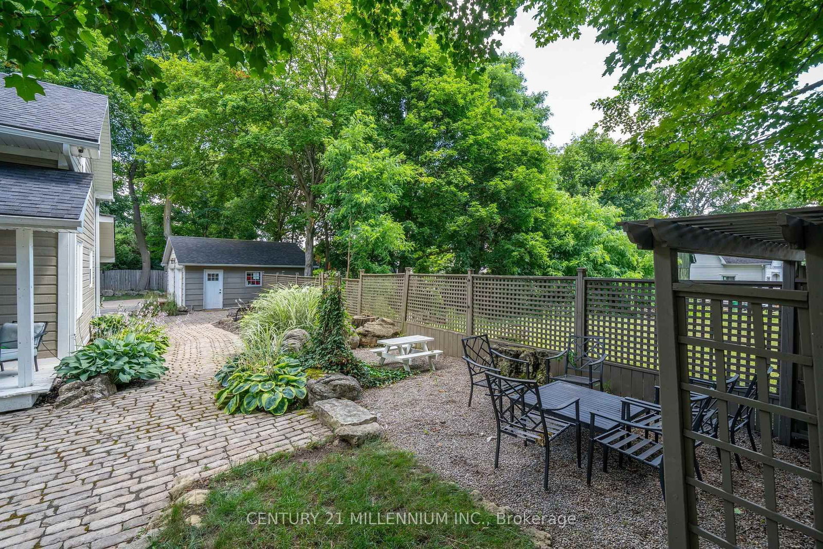 255 MacDonald St, Caledon, view 42