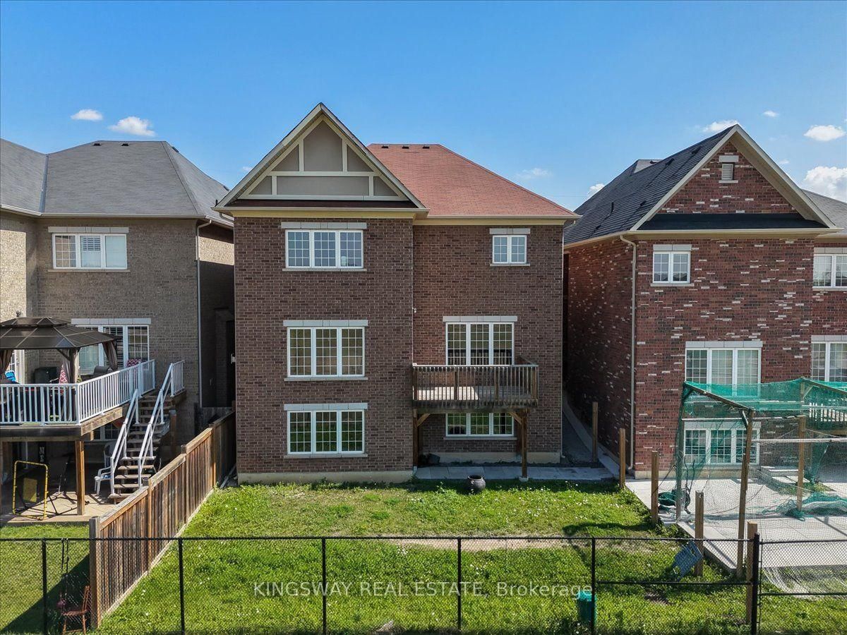 8 Monkton Circle • Brampton, ON photo 41
