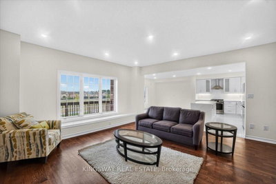 8 Monkton Circle • Brampton, ON photo 8