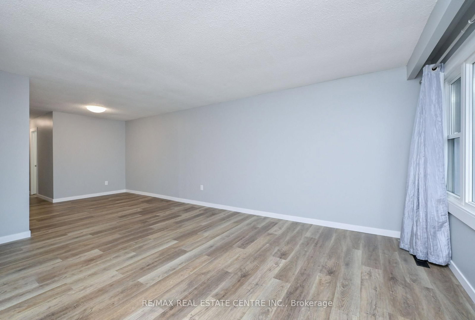 116 Burbank Crescent • Orangeville, ON photo 9