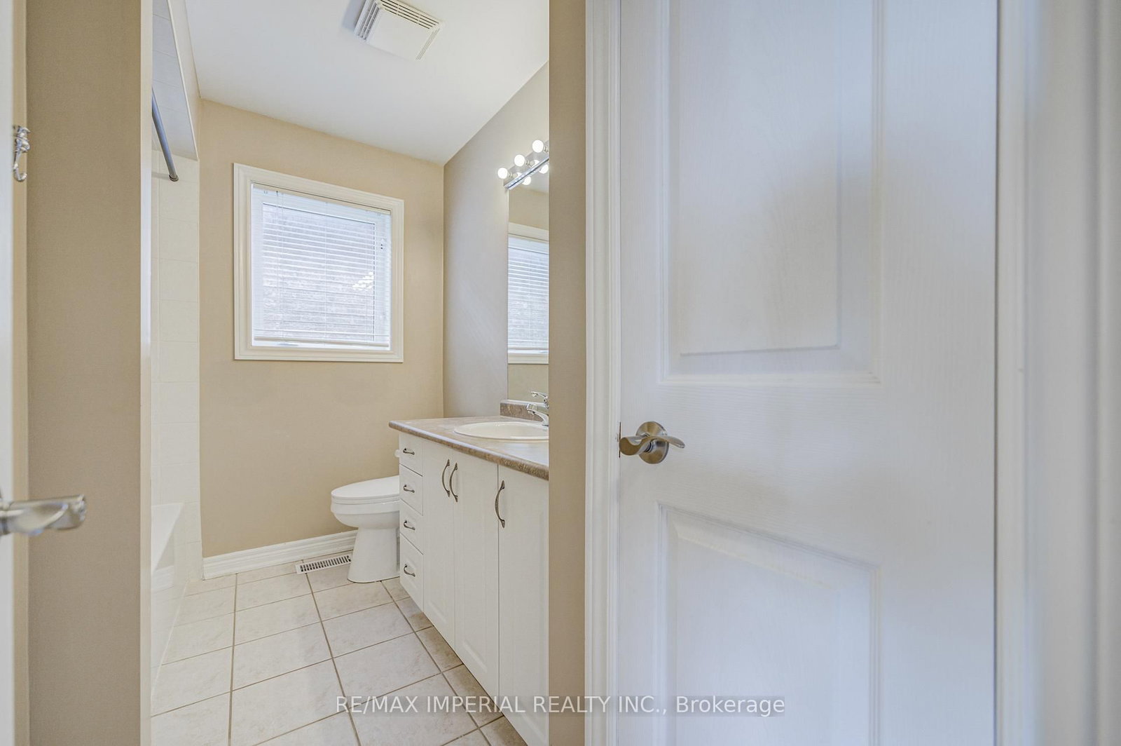 1233 Agram Drive • Oakville, ON photo 34