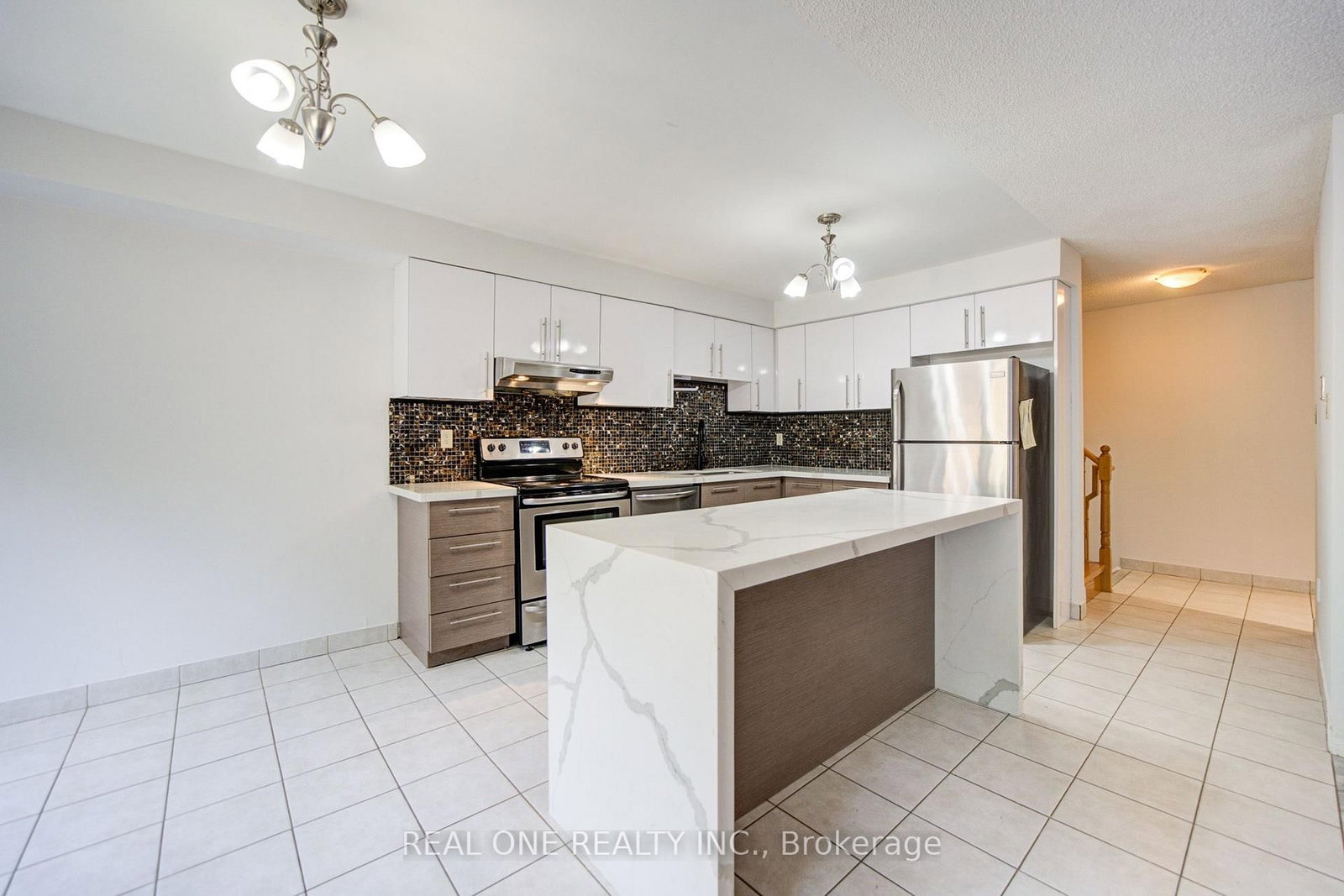 2593 Addingham Crescent • Oakville, ON photo 11