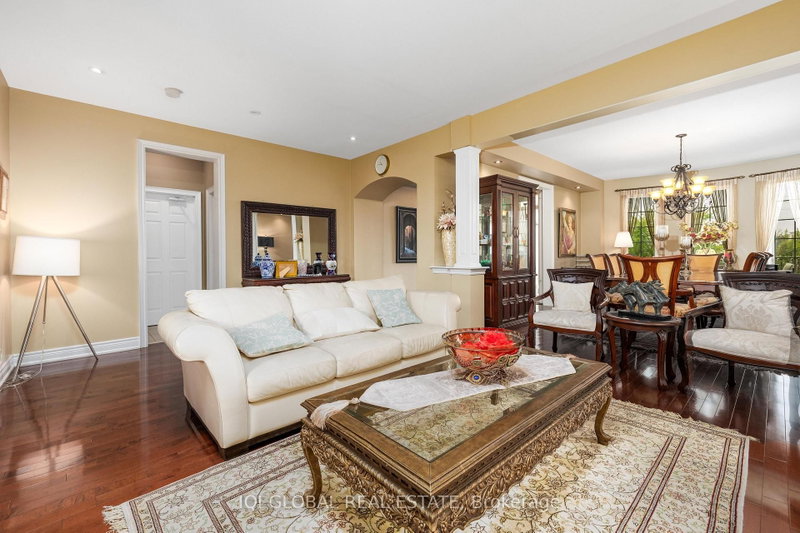 2395 Lyndhurst Oakville,ON L6H 7V7 — Photo 10