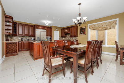 2395 Lyndhurst Oakville,ON L6H 7V7 — Photo 14