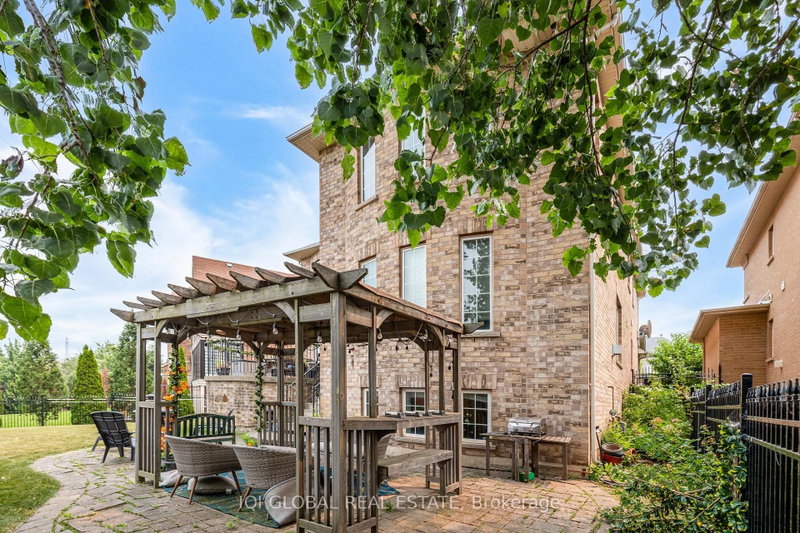 2395 Lyndhurst Oakville,ON L6H 7V7 — Photo 36