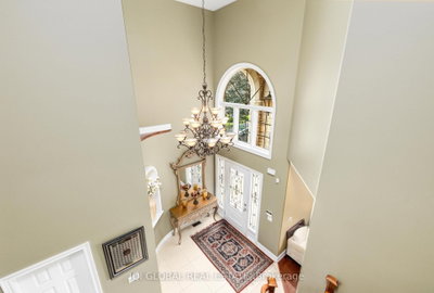 2395 Lyndhurst Oakville,ON L6H 7V7 — Photo 4