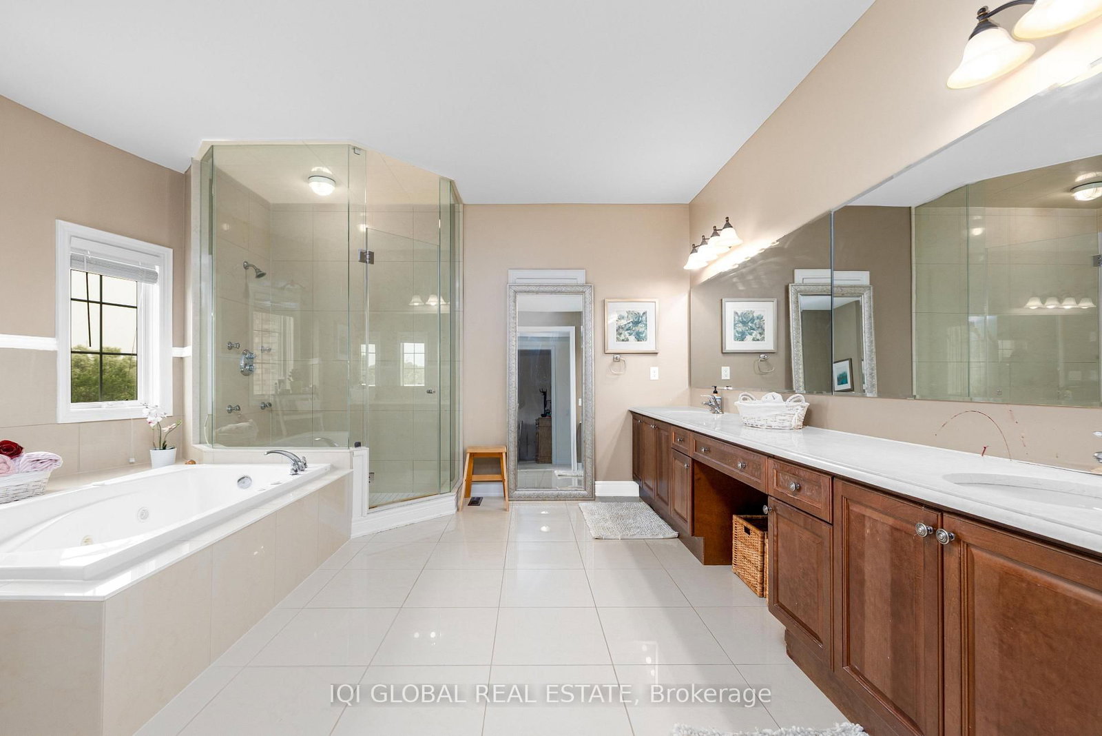 2395 Lyndhurst Oakville,ON L6H 7V7 — Photo 43