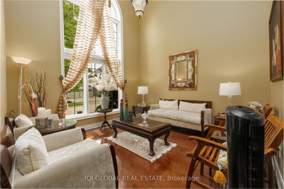 2395 Lyndhurst Oakville,ON L6H 7V7 — Photo 8