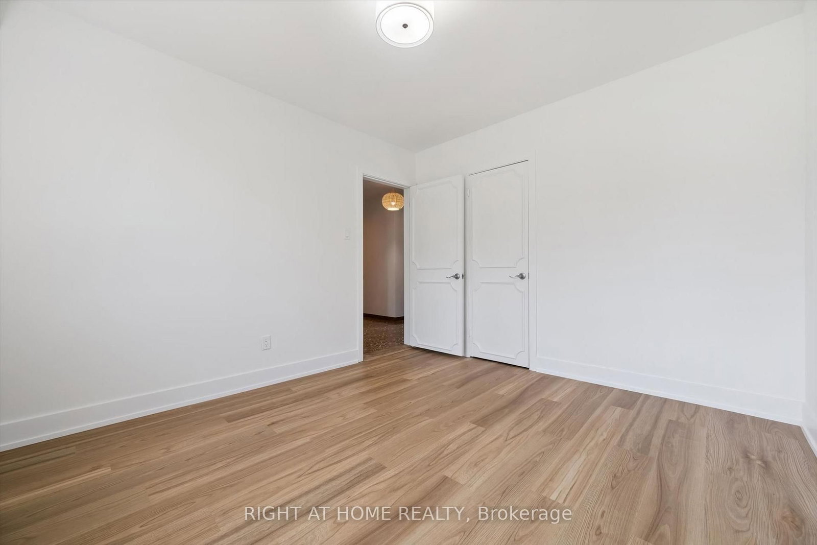 27 Jocada Road • Toronto, ON photo 19