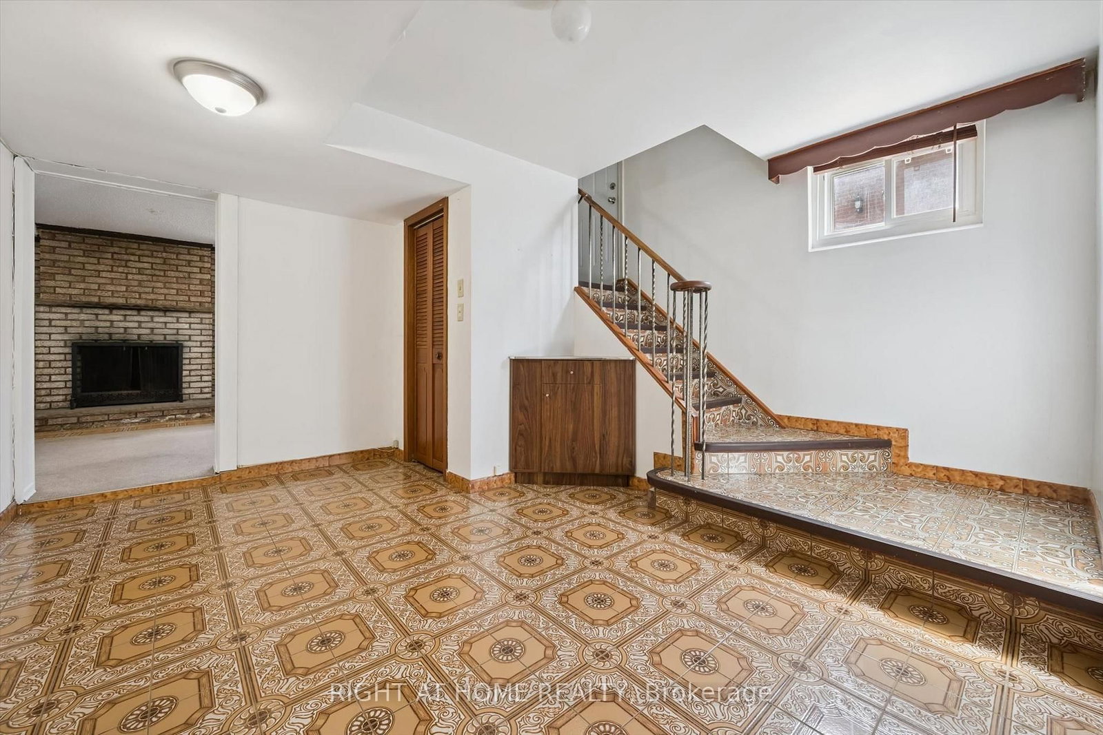 27 Jocada Road • Toronto, ON photo 23