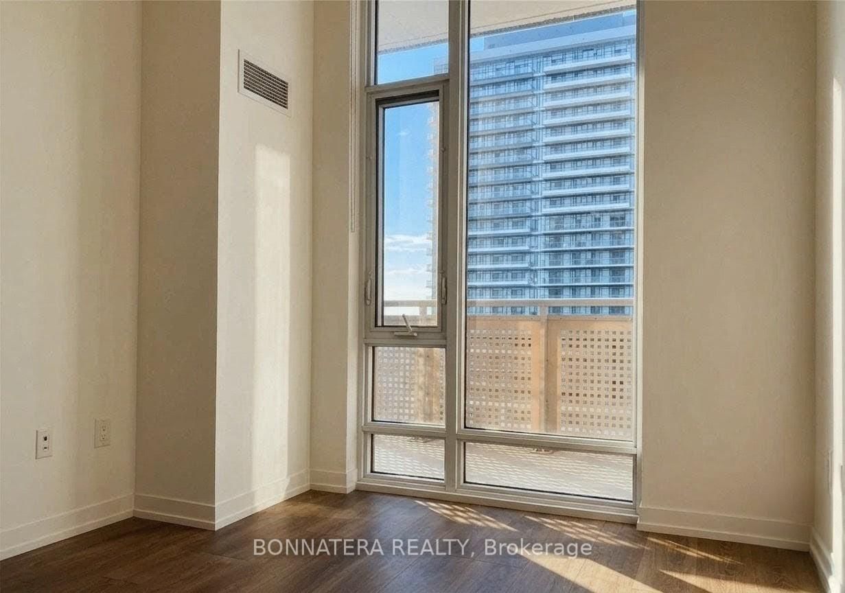 1801-2520 Eglinton Ave, Mississauga, view 15