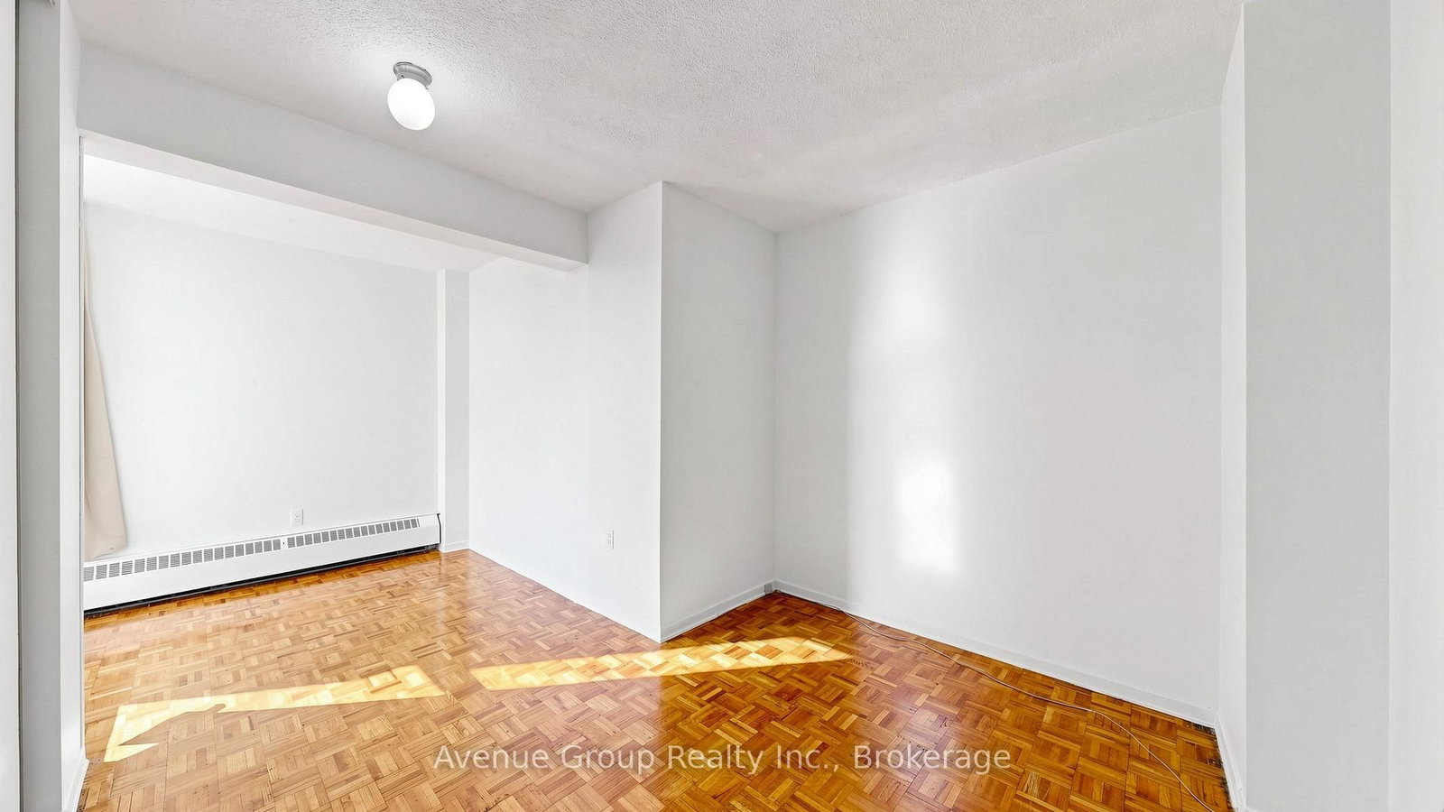 417-4673 Jane St, Toronto, view 23