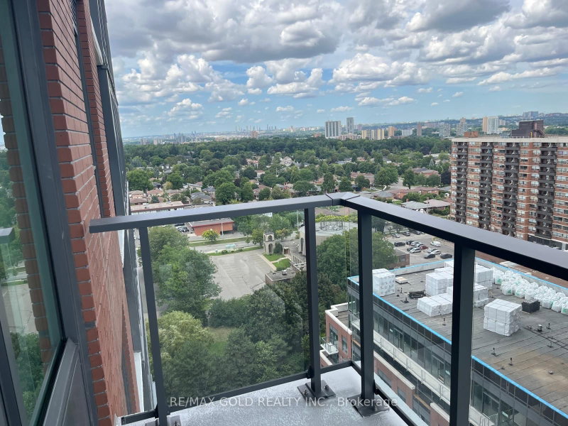 1612 - 4010 Eglinton Avenue