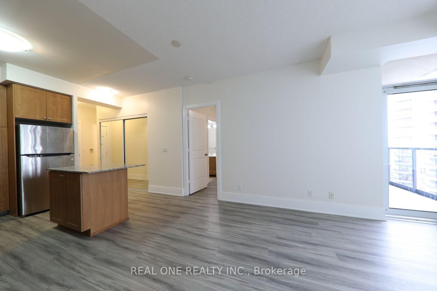 2708-330 Burnhamthorpe Rd, Mississauga, view 20