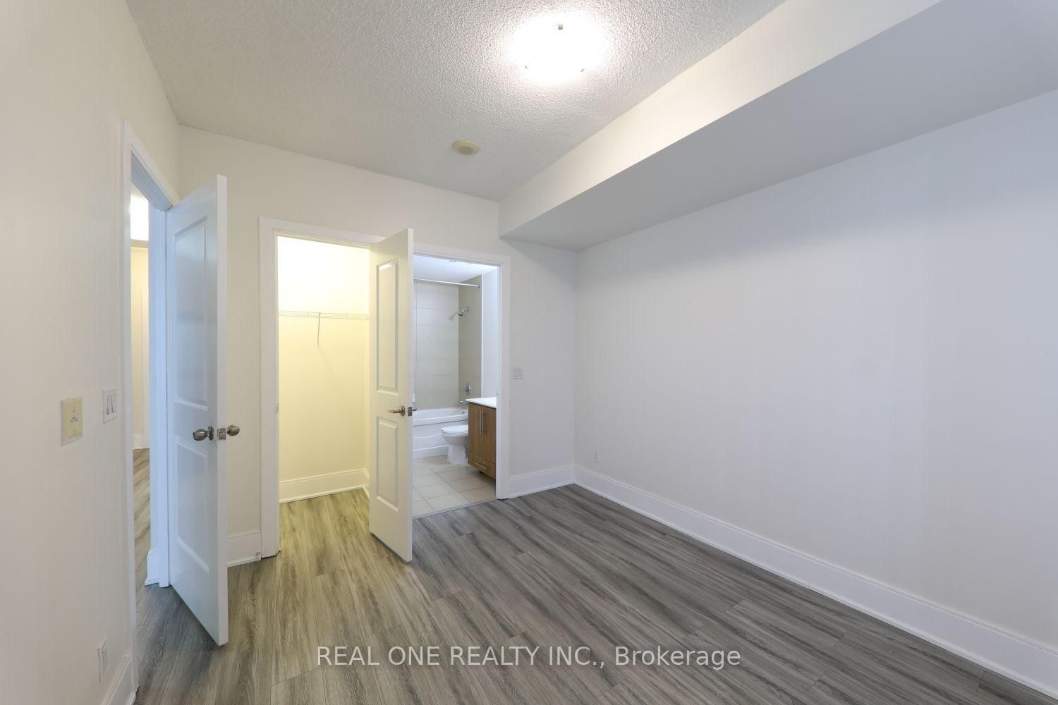2708-330 Burnhamthorpe Rd, Mississauga, view 30