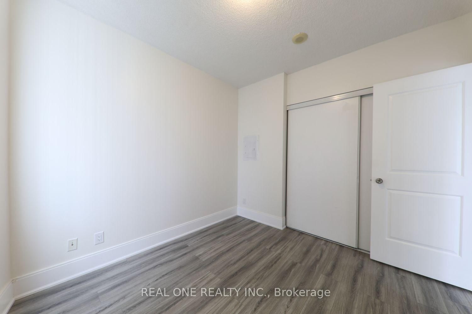 2708-330 Burnhamthorpe Rd, Mississauga, view 41
