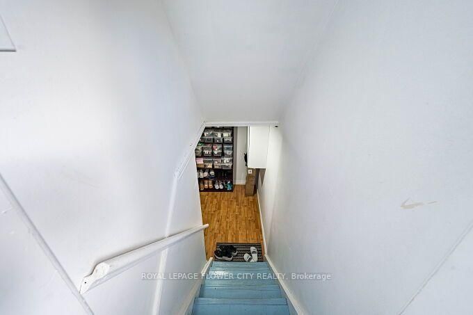 3 Clayhall Crescent • Toronto, ON photo 34