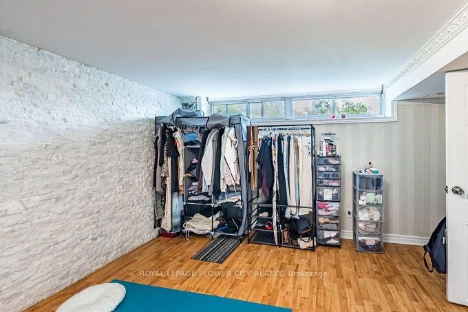 3 Clayhall Crescent • Toronto, ON photo 37