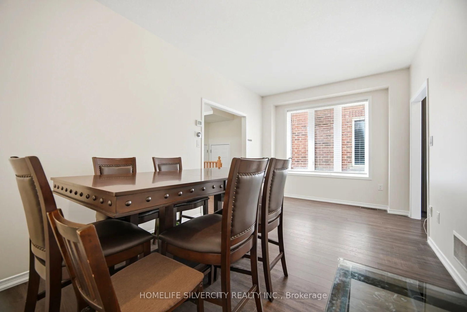 5 Baffin Crescent • Brampton, ON photo 8