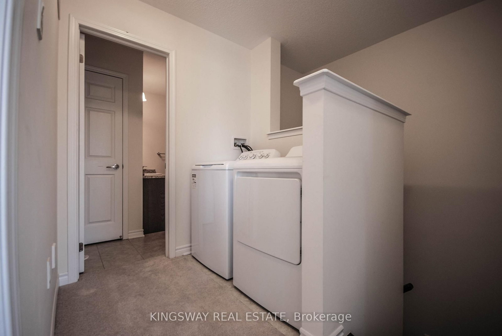1670 Clitherow St, Milton, view 14