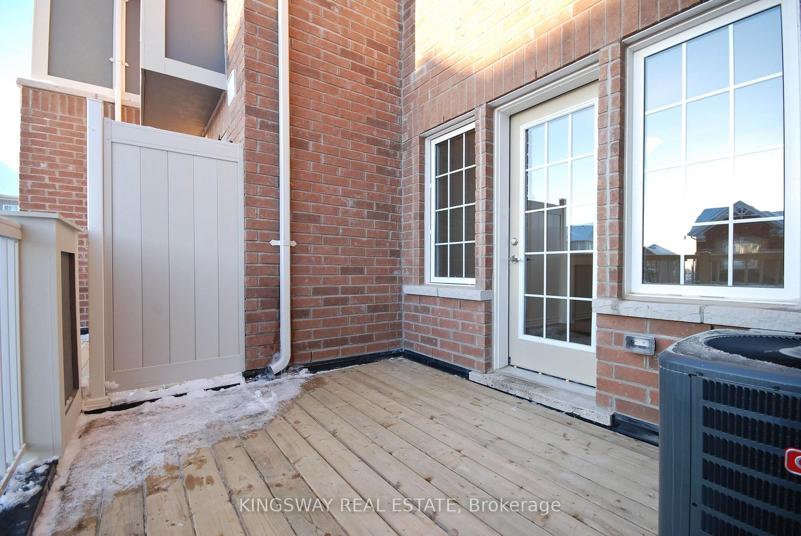 1670 Clitherow St, Milton, view 18