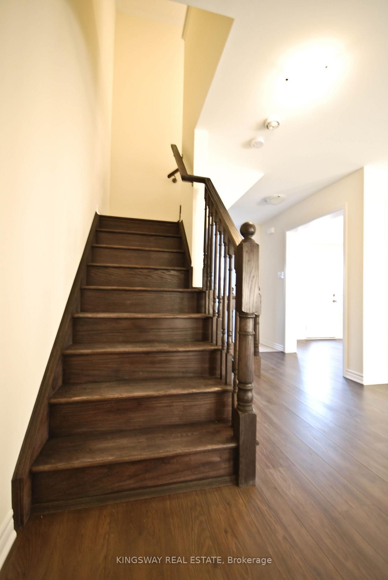 1670 Clitherow St, Milton, view 6