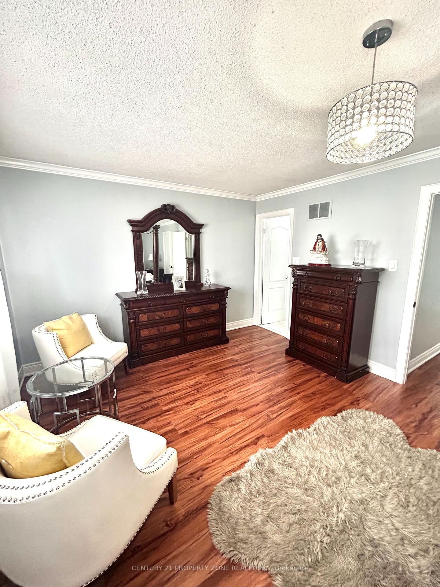 91 Monaco Court • Brampton, ON photo 12