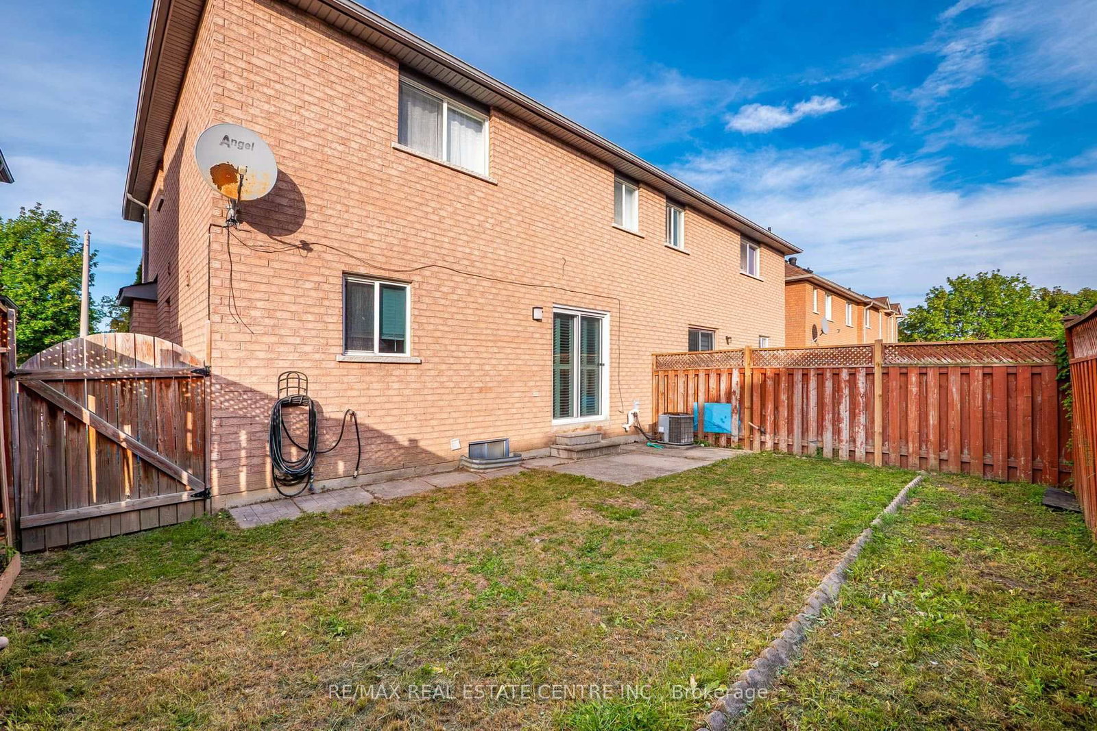 8 Flatlands Way • Brampton, ON photo 36