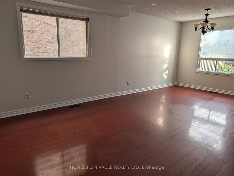 18 Beisel Crt photo 4
