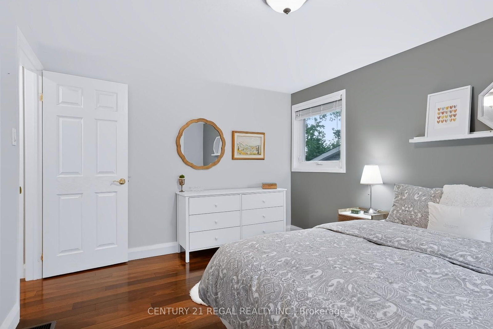 5324 Linbrook Road • Burlington, ON photo 12
