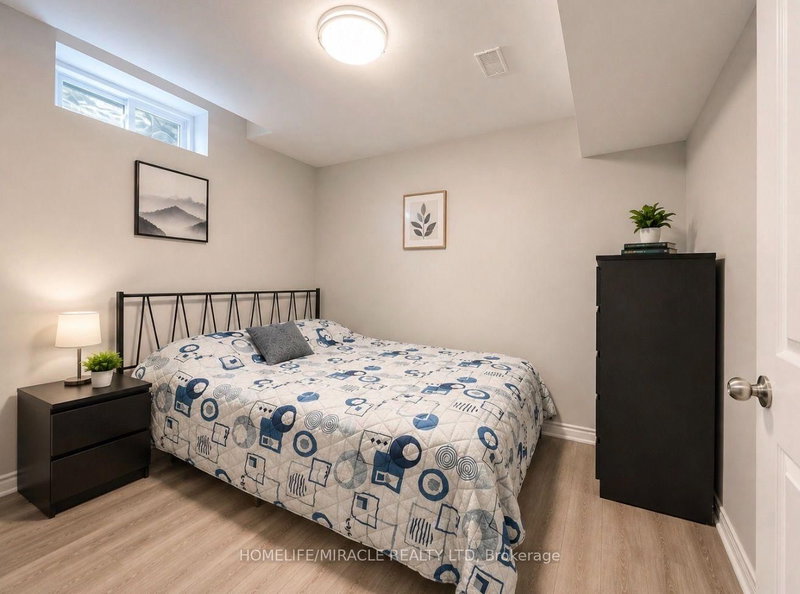 #BSMT - 5437 Royal Aberdeen Drive