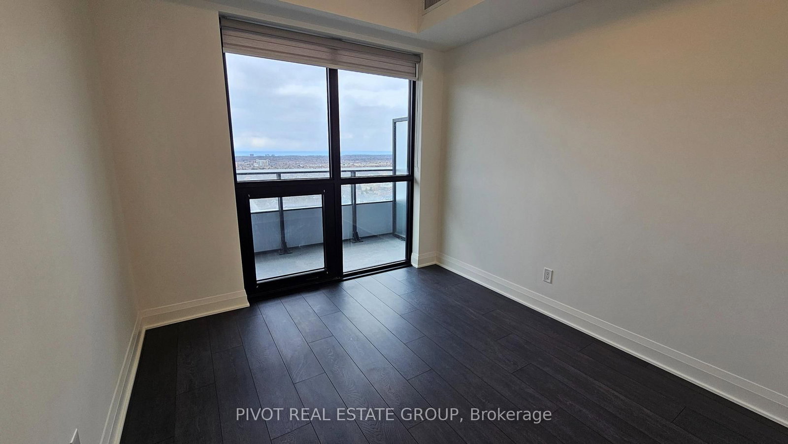 2704-2 Erskine Rd, Mississauga, view 5