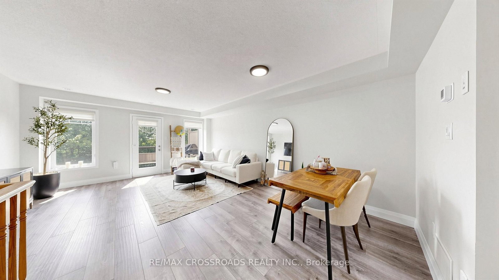 6020 Derry Road • Milton, ON photo 14
