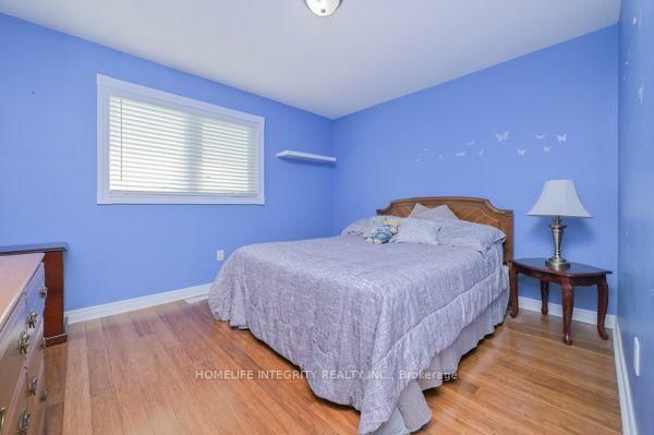 315 Ellwood Drive W • Caledon, ON photo 10