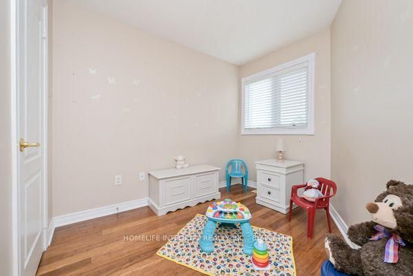 315 Ellwood Drive W • Caledon, ON photo 12