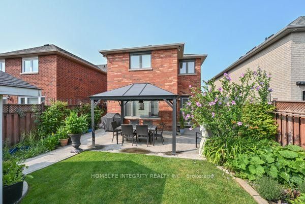 315 Ellwood Drive W • Caledon, ON photo 19