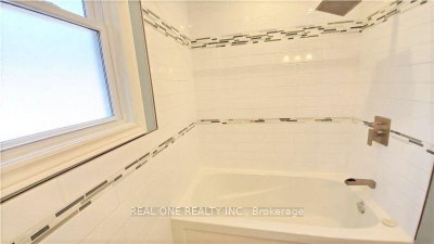 133 Mccraney Oakville,ON L6H 1H5 — Photo 9