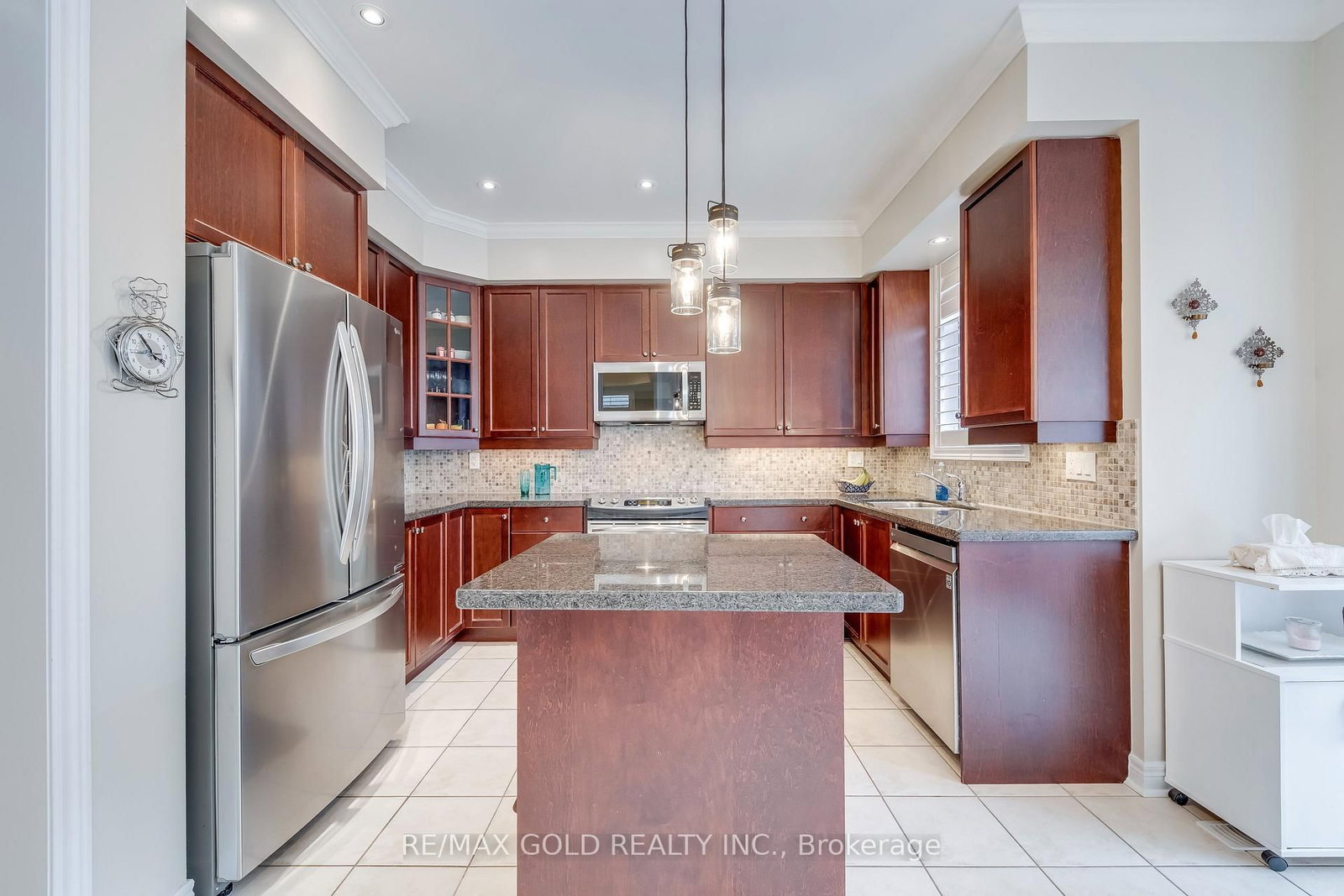 4831 Columbus Drive • Burlington, ON photo 15