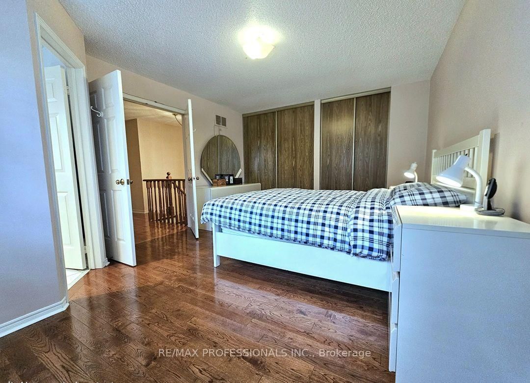 500 Silverthorne Crescent • #1 • Mississauga, ON photo 22