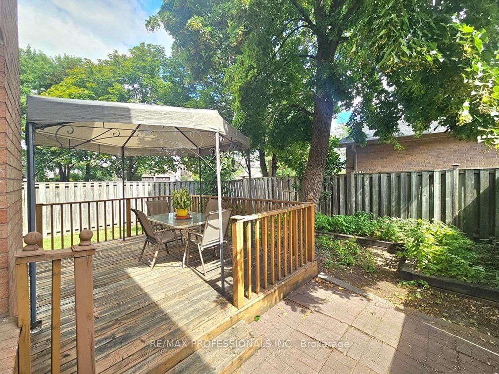 500 Silverthorne Crescent • #1 • Mississauga, ON photo 38