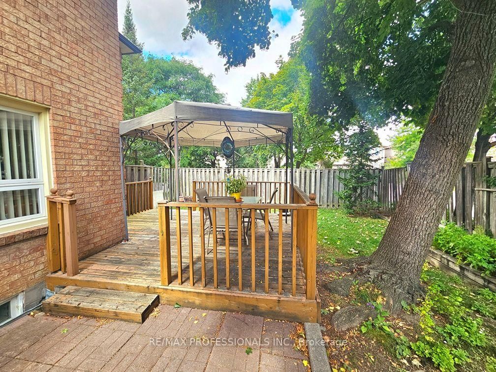500 Silverthorne Crescent • #1 • Mississauga, ON photo 39