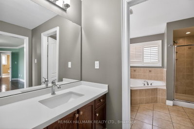 99 Royal West Brampton,ON L6X 0Z8 — Photo 25